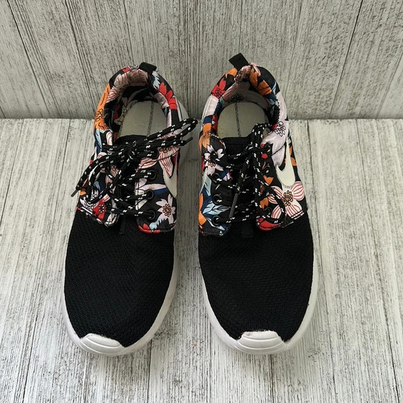 WMNS Nike Roshe Run Print 'Aloha Size 7.5 - Picture 5 of 10